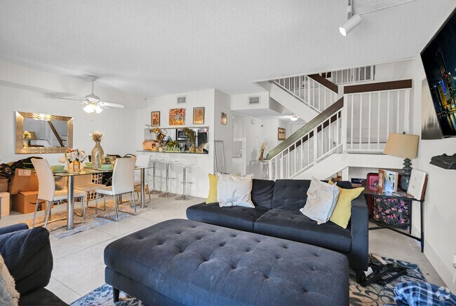 Building Photo - 7887 NW 7th Ct Rental