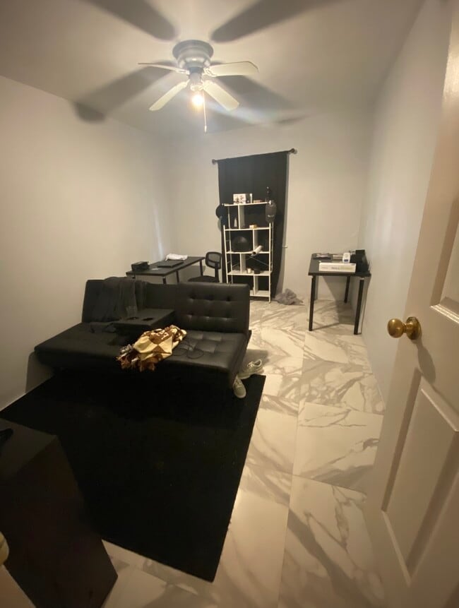 Photo - 354 6th St NW Unit B