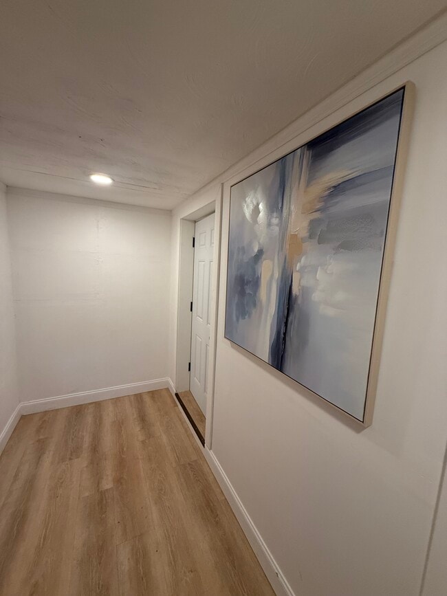Photo - 1617 Crystal Ct W Unit 1