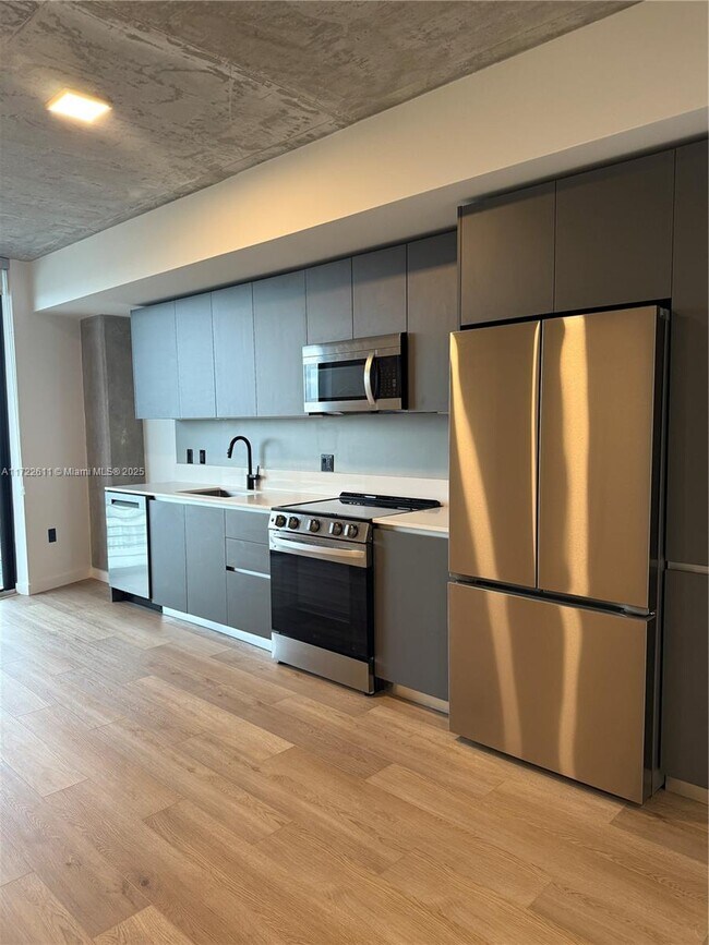 Photo - 307 SW 5th St Unit 2415