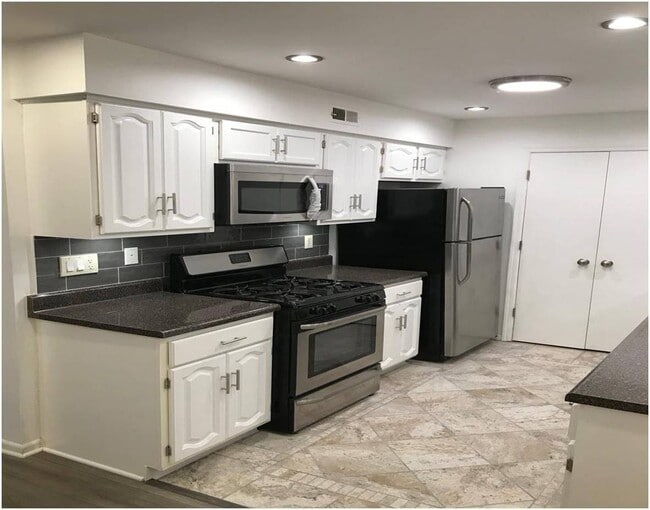 Photo - 18 John St Unit 18-2A