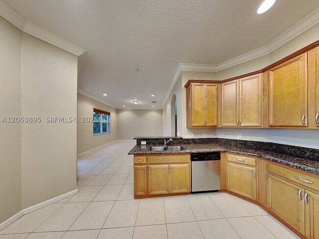 4944 Cypress Ln