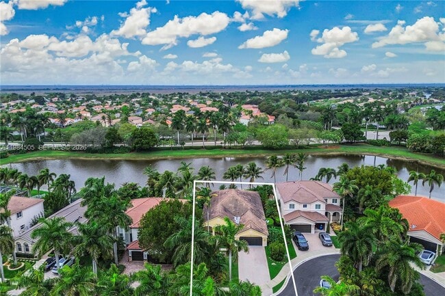 Photo - 1279 Leeward Way