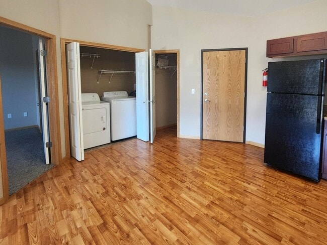 Photo - 2210 W Lake Rd Unidad 302