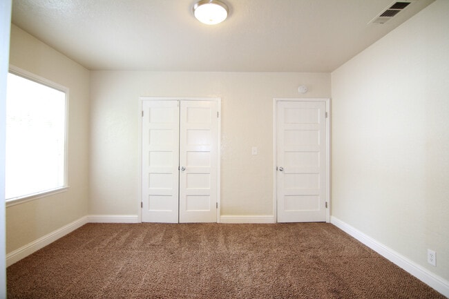 Photo - 1704 Sunset Ave