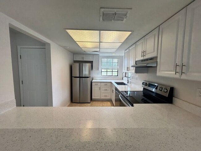 Photo - 11063 Ronda St