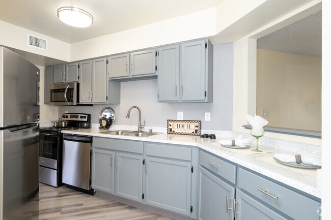 3BR, 2BA - 1,251SF - Kitchen - The Bartlett Apartment Homes