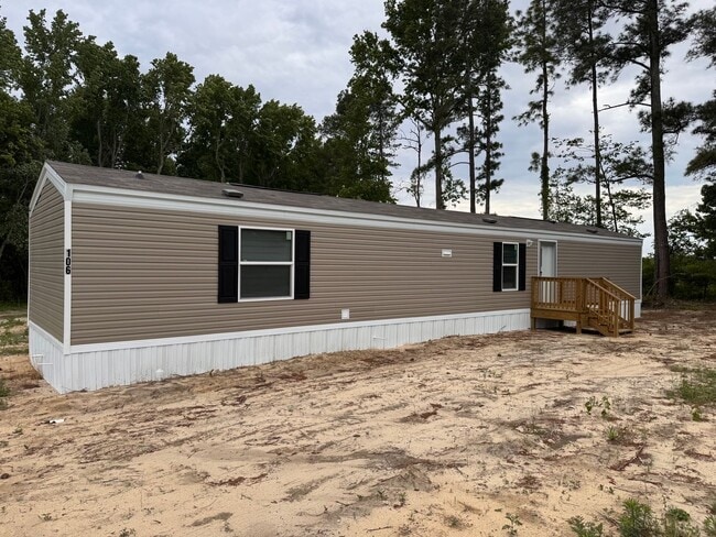 Building Photo - BRAND NEW 3 BED, 2 BATH MOBILE HOME!