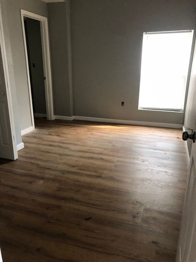 Photo - 3 Bed, 2 Bath Home