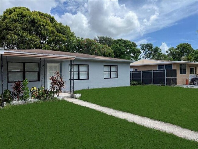 Photo - 1135 NW 127th St