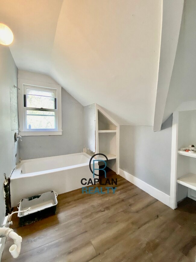 Photo - 49 Carmel St Unit 3