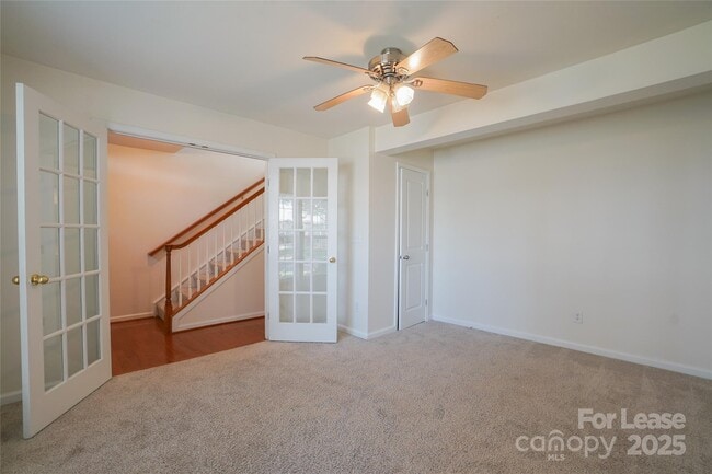 Photo - 15658 King Louis Ct