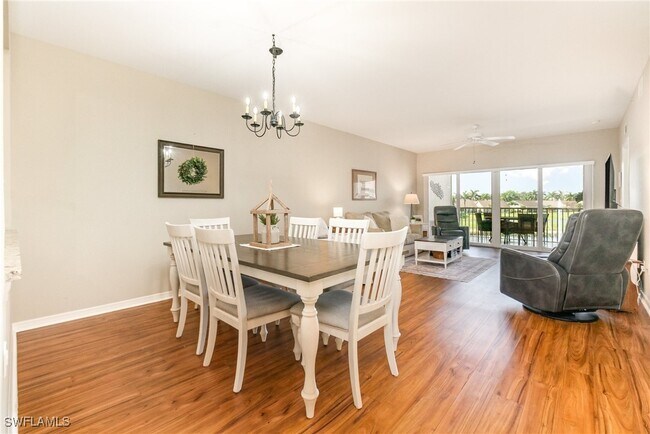 Photo - 10020 Maddox Ln Unidad 210