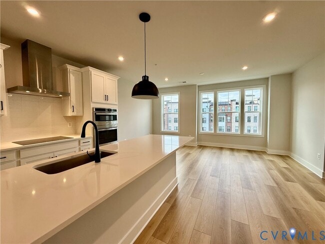 Photo - 527 Munson Woods Walk