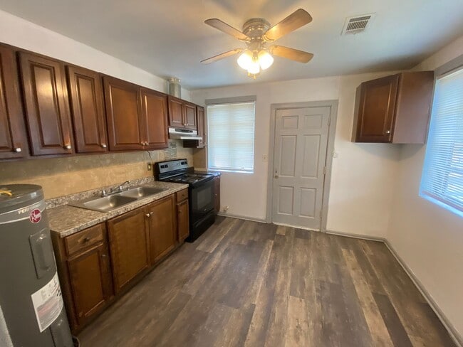 Photo - 2512 Lumpkin Ct
