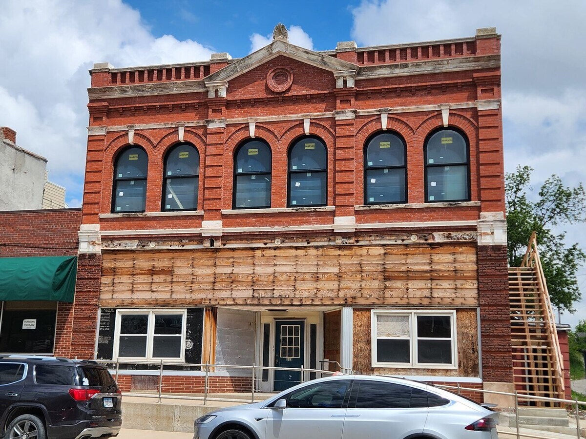 Historic Panora Apartments Fully Remodeled - Historic Panora Apartments Fully Remodeled Unit 2