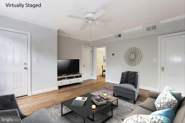 Photo - 2335 40th St NW