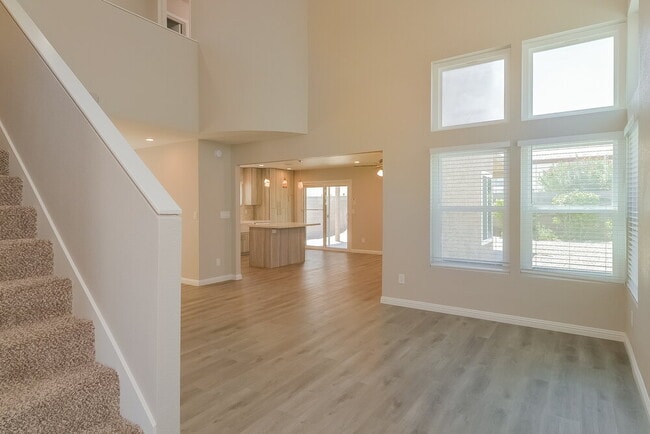 Photo - 1725 Autumn Rust Dr