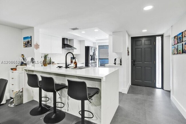Photo - 2723 NE 164th St Unit 77