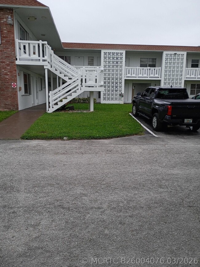 Building Photo - 1501 NW 43rd Ave Unit 204