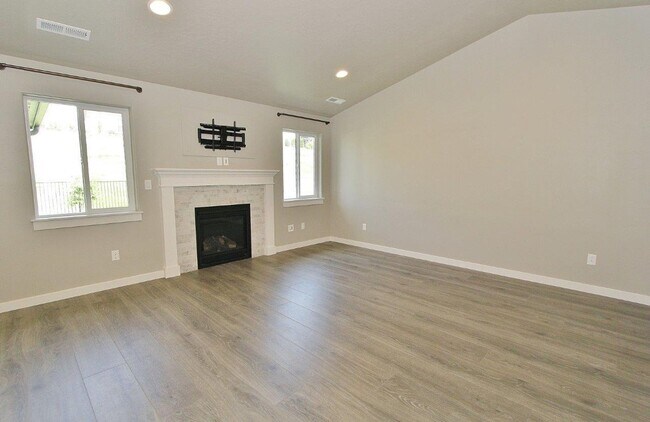 10510 W Daylily Ave