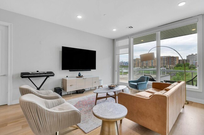 Photo - 3 Somerset Ln Unit 302