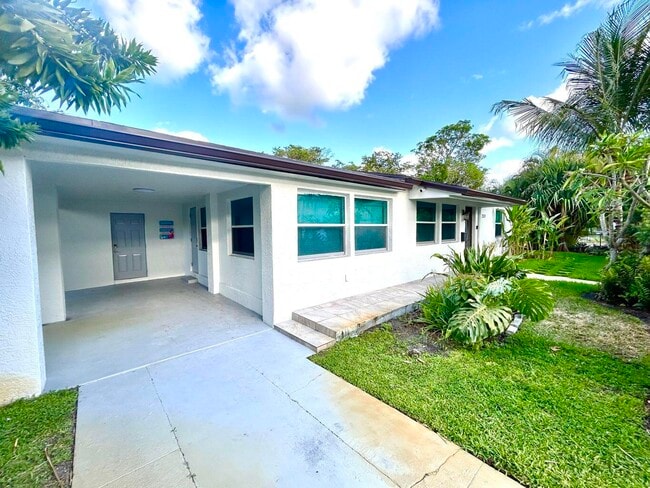Photo - 2520 Ridgeway Ave House