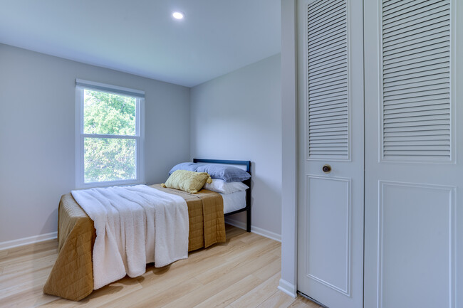 Building Photo - 5471 Braddock Ridge Dr Unit UL 2 Rental