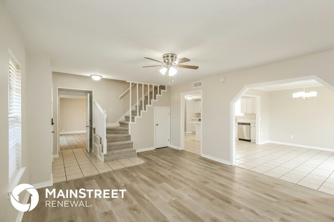 Photo - 1821 Michael Dr