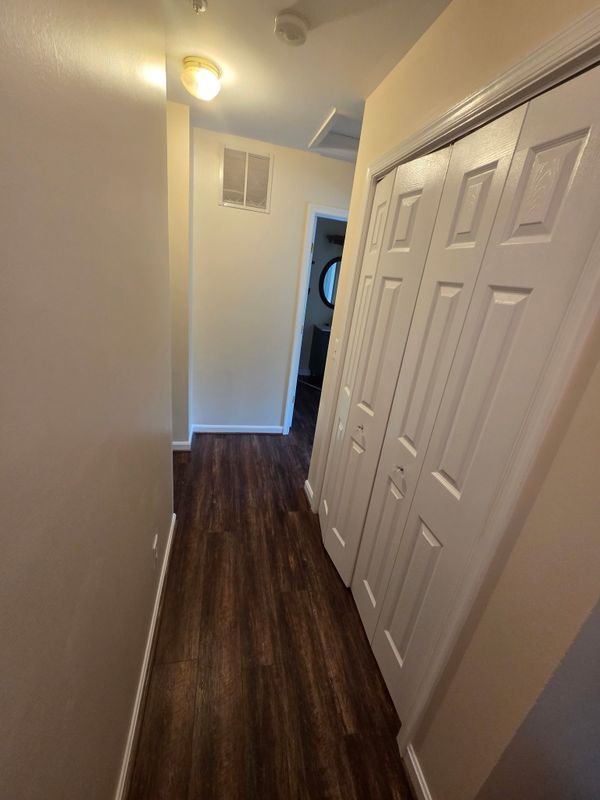Photo - 45834 Wolftrap St
