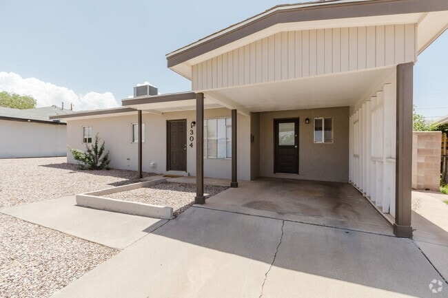 Building Photo - Cozy 2 Bed 2 Bath Home - Fully Furnished