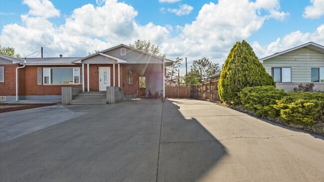 Photo - 1627 N 5th St