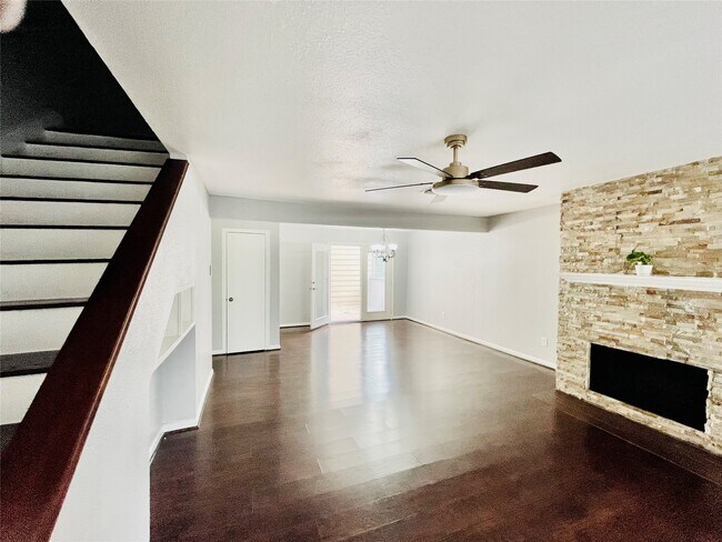 Photo - 2103 Place Rebecca Ln