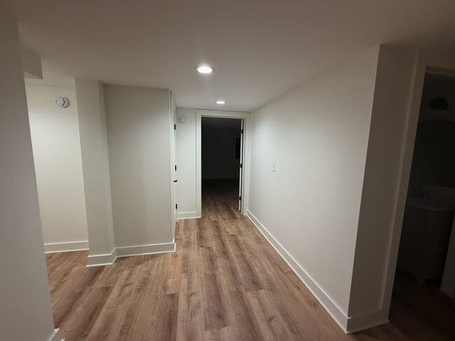 Photo - 203 W Main St Unit B Lower