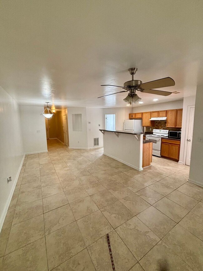 Photo - 141 Chastain Loop