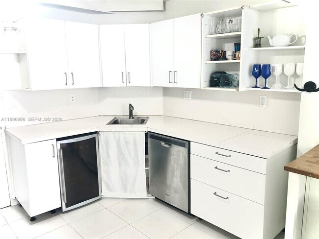 Photo - 1430 Brickell Bay Dr Unit # 106