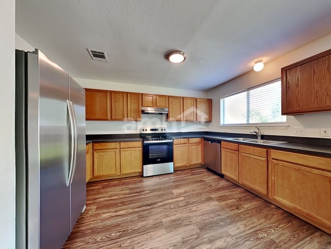 Photo - 4713 Bridlewood Ln