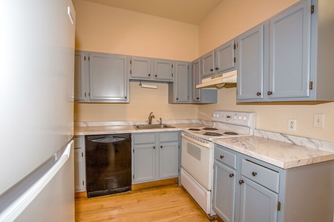 Photo - 54-58 Main St Unit 4