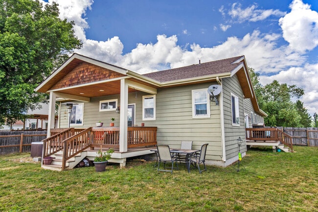 Photo - 100 Rebeccas Way