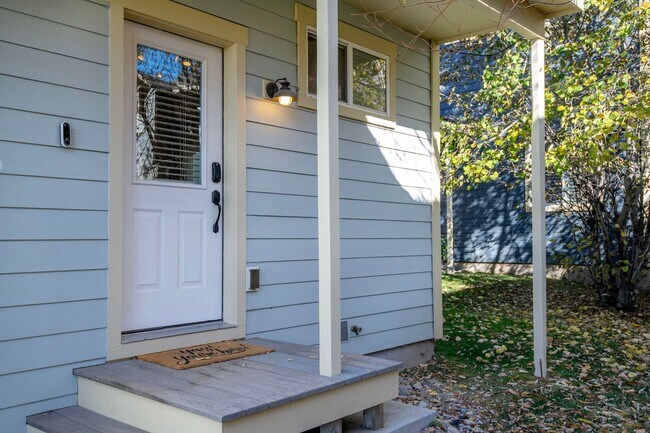 Photo - Fully Furnished 2 BR Townhouse in Driggs with Attached Garage