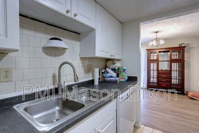 Photo - 14519 Farmcrest Pl