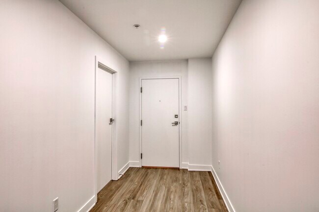 Photo - 9675 Av. Papineau Unit 9