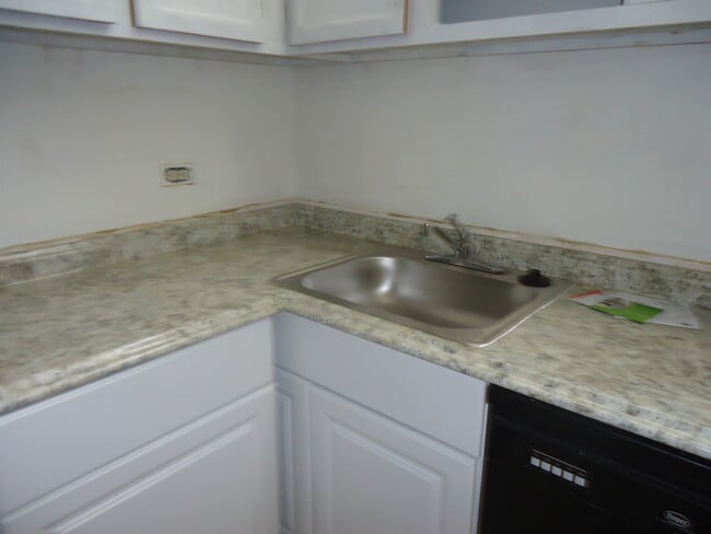 Photo - 3740 Inverrary Dr Unit 2C