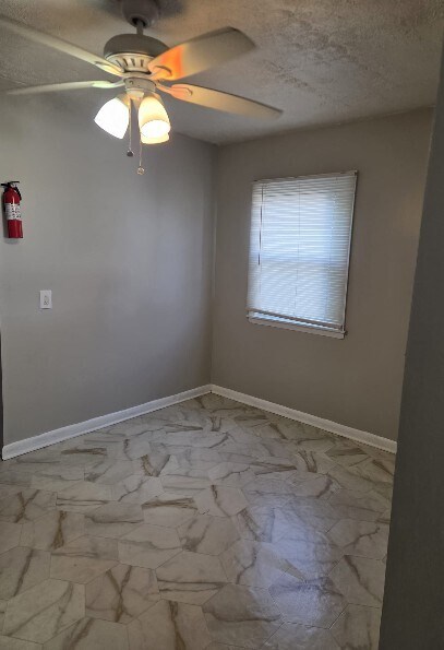 Photo - 3444 John Daly St