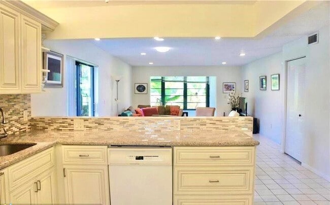 Photo - 8535 Casa Del Lago Unit A