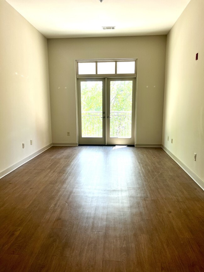 Photo - 601 Sylvan Hts Wy