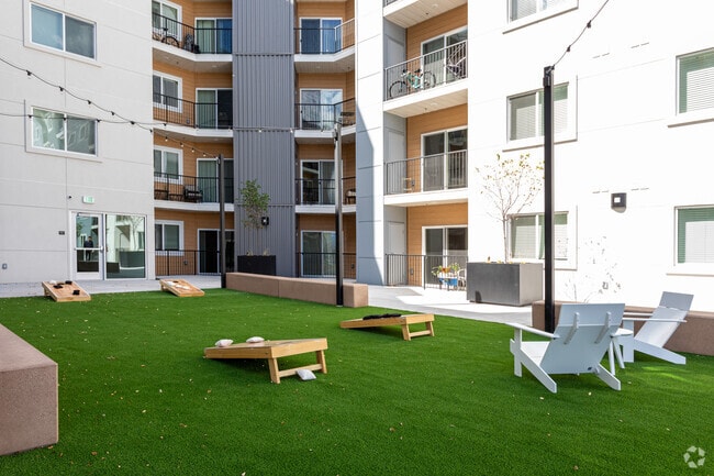 Outdoor Game Area - Skyline Peaks