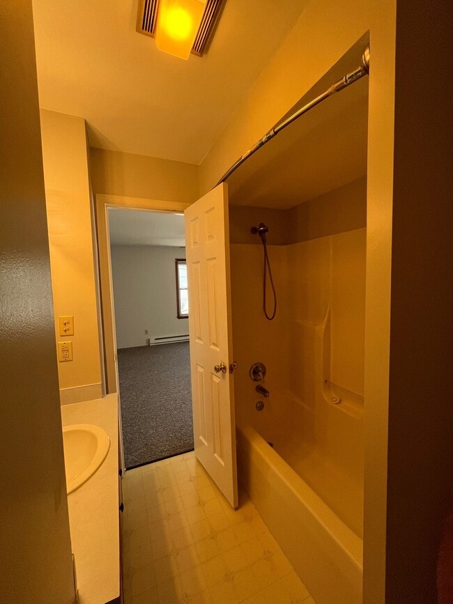 1338 Water St Unit 3
