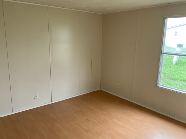 Photo - 205 Lorena Meadows Dr