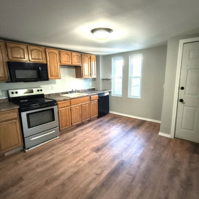 Photo - 37-41 Mason Avenue Unit #2